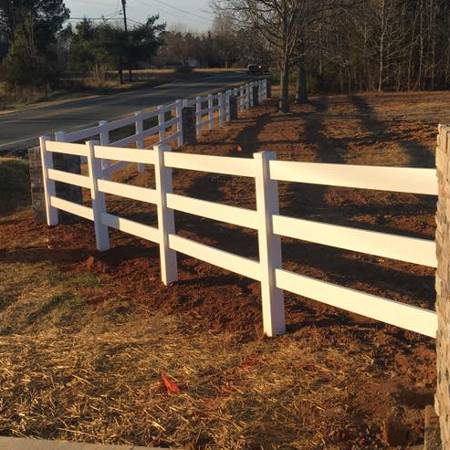 vinyl split rail fence installed in bucks county pa | field fencing bucks county pa